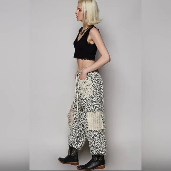 POL Leopard Print Joggers Pants Small Vintage Lace Crochet Patchwork Distressed - Picture 3 of 5